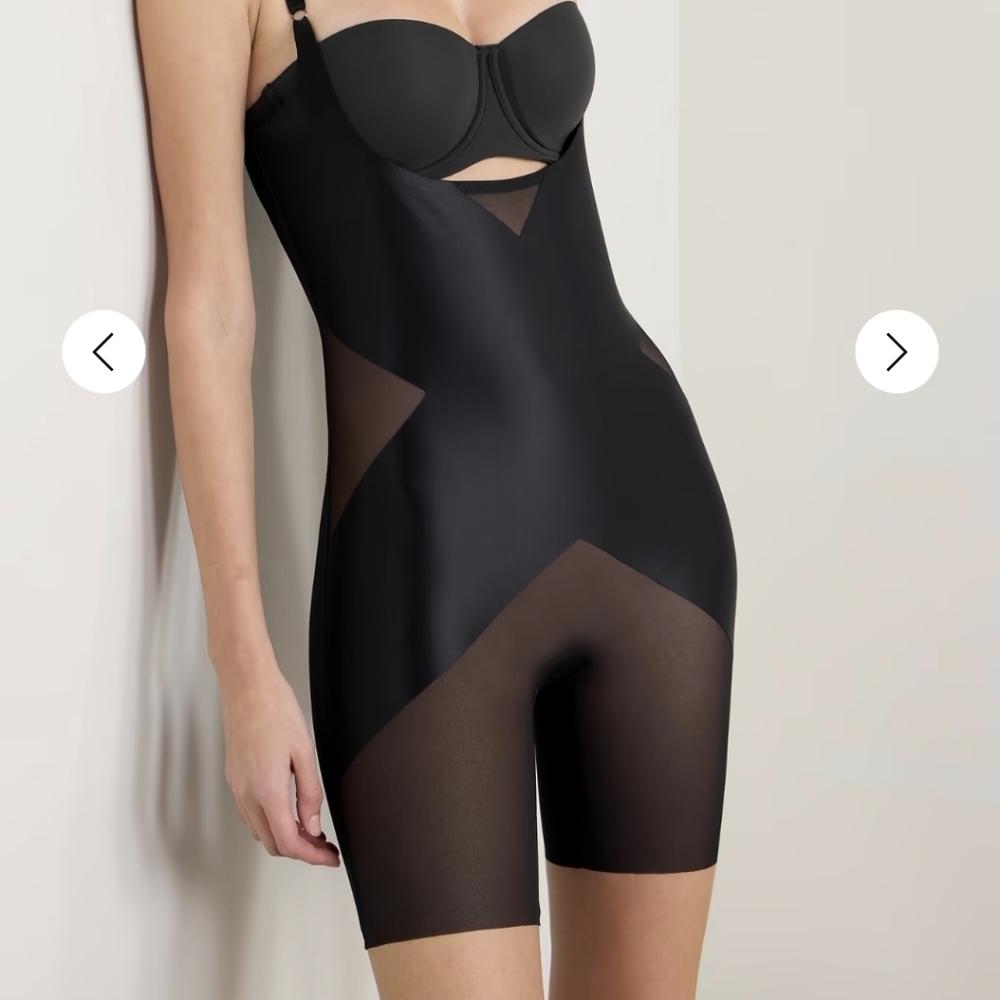 SPANX Shape Size Large, Satin X, Open Bust Mid- Thigh Bodysuit